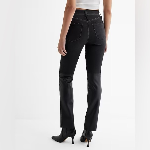 NWT! Super High Waisted Faux Leather Paneled 90’s Slim Jeans! - Picture 2 of 8